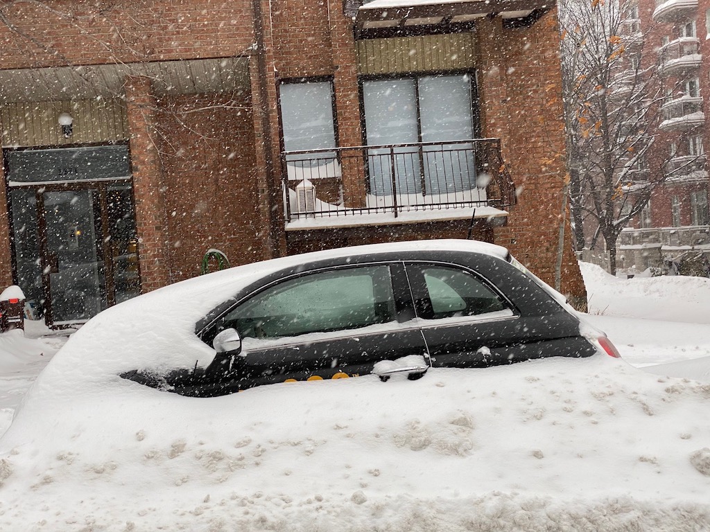 Biggest Snowstorm of the Year! This is Montreal